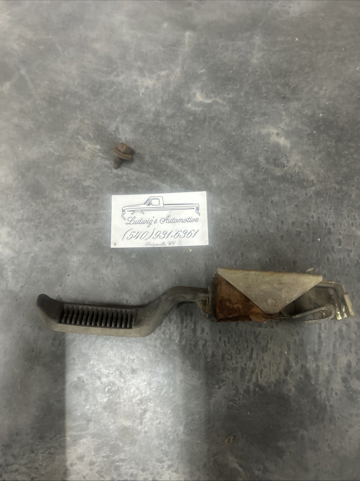 1992-1996 Ford Truck F150 F250 F350 Passenger RH Interior Inner Door Handle OEM