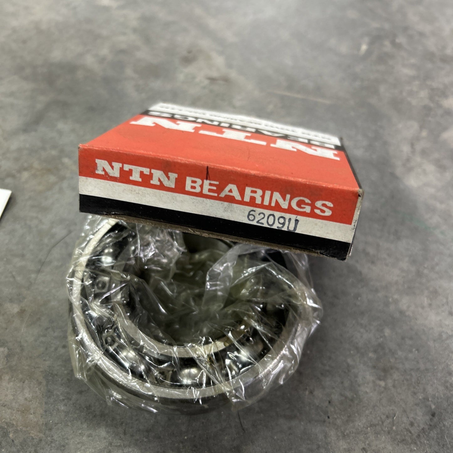 6209 U  - NTN - Ball Bearing