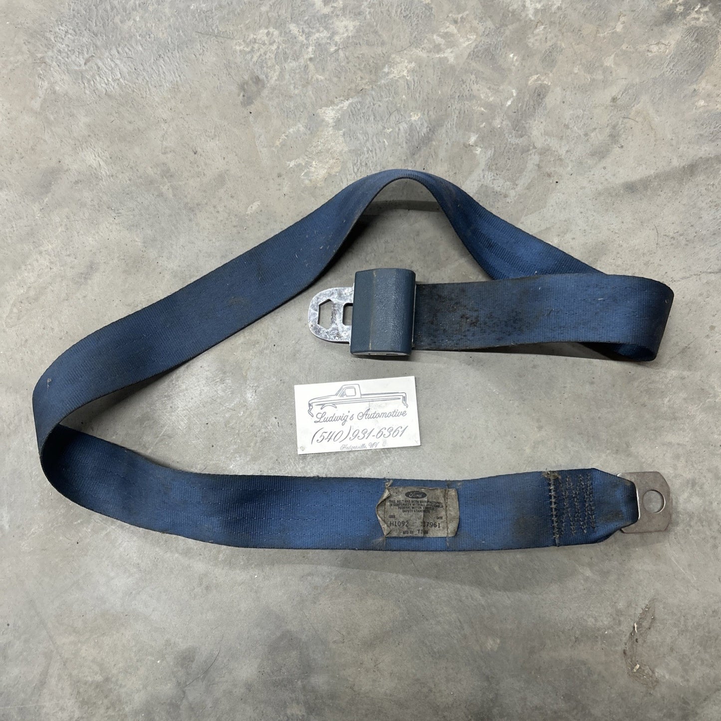 1992 - 1997 Ford F150 F250 F350 Center Lap Belt. OEM. Blue
