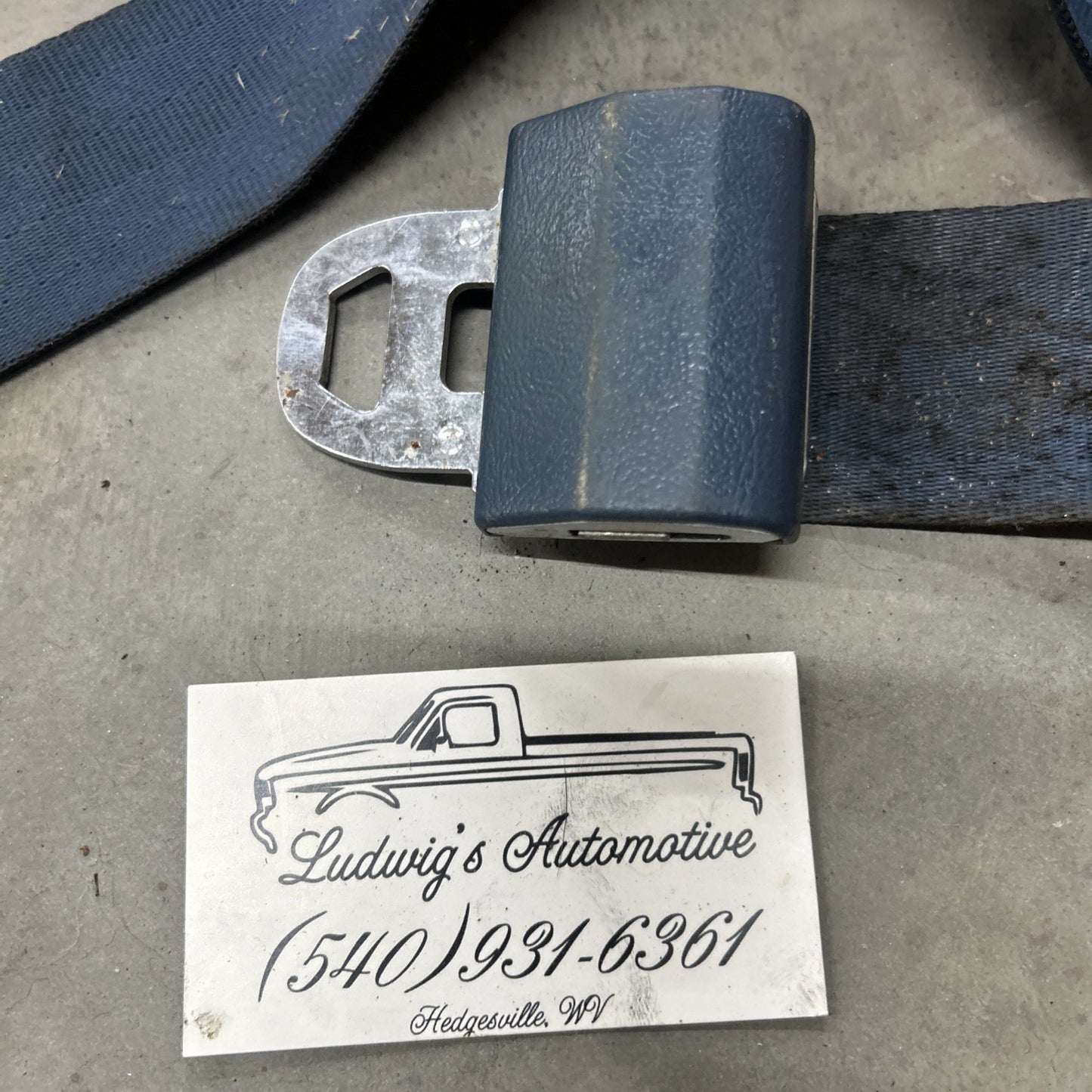 1992 - 1997 Ford F150 F250 F350 Center Lap Belt. OEM. Blue