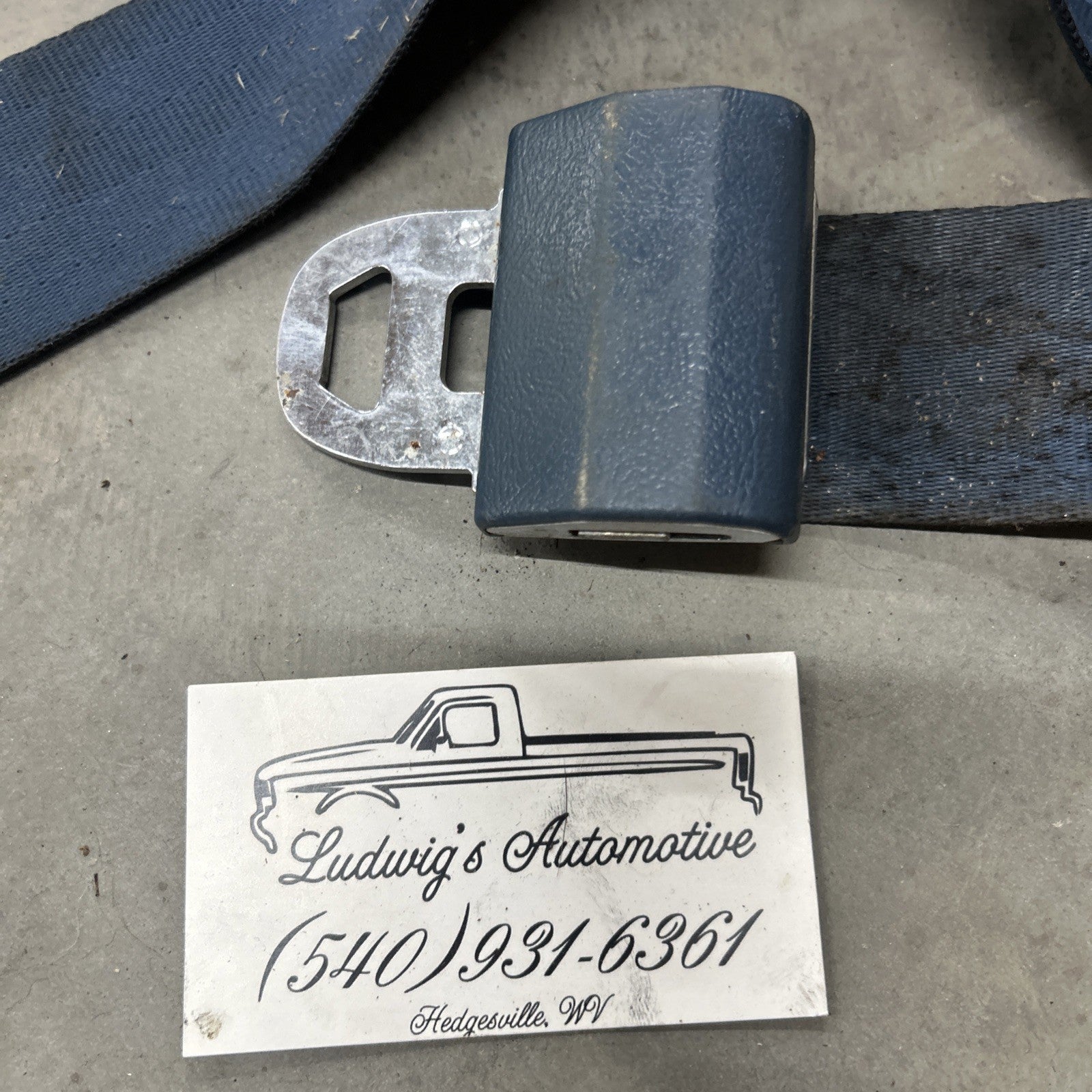 1992 - 1997 Ford F150 F250 F350 Center Lap Belt. OEM. Blue