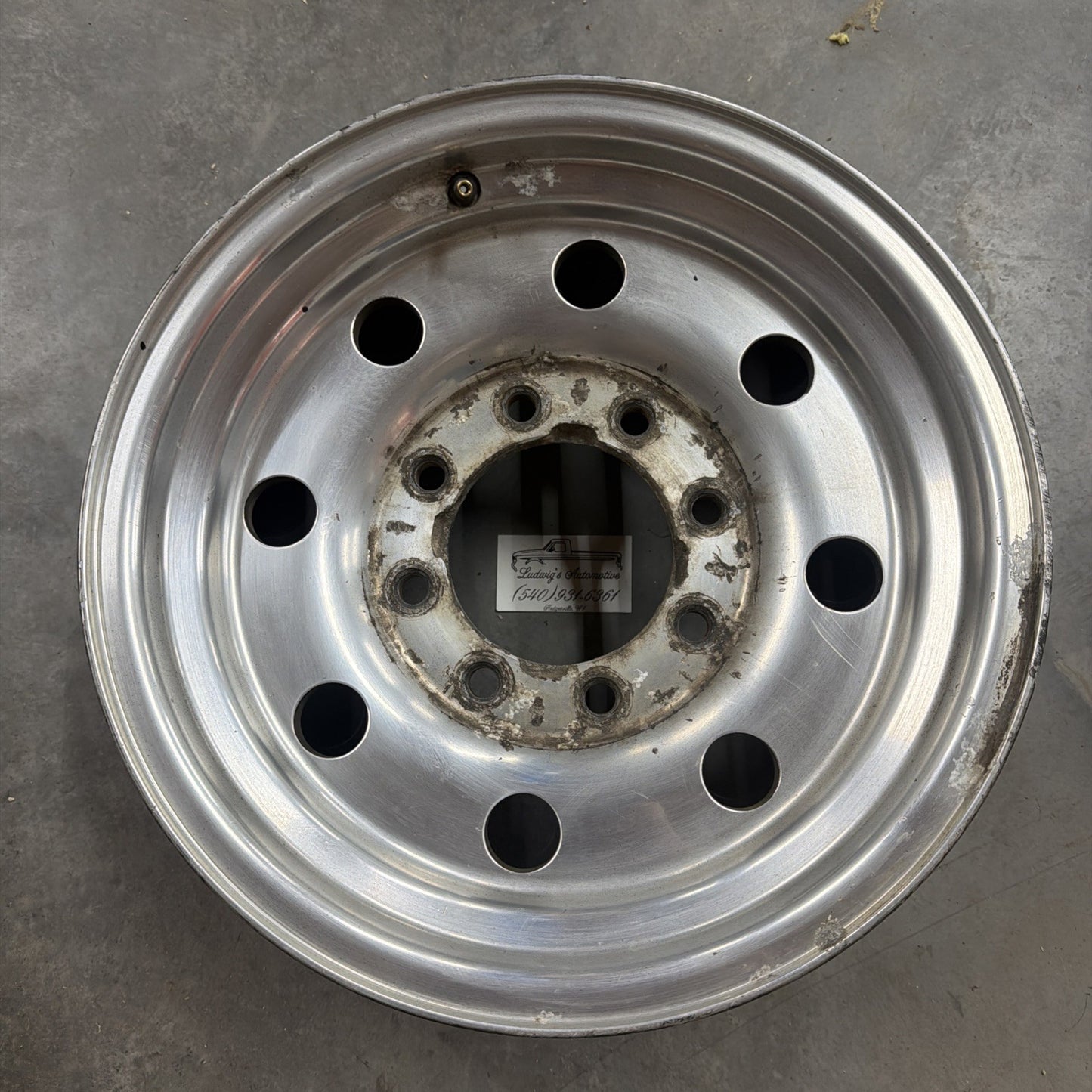1992-1997 Ford F250,F350 Aluminum 16” 8x6.5 Single Wheel