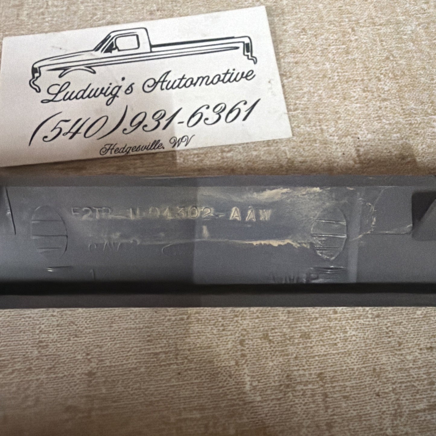 1992-1996 Ford F150 F250 F350 Bronco LIGHT Gray Climate Control Trim Bezel OEM