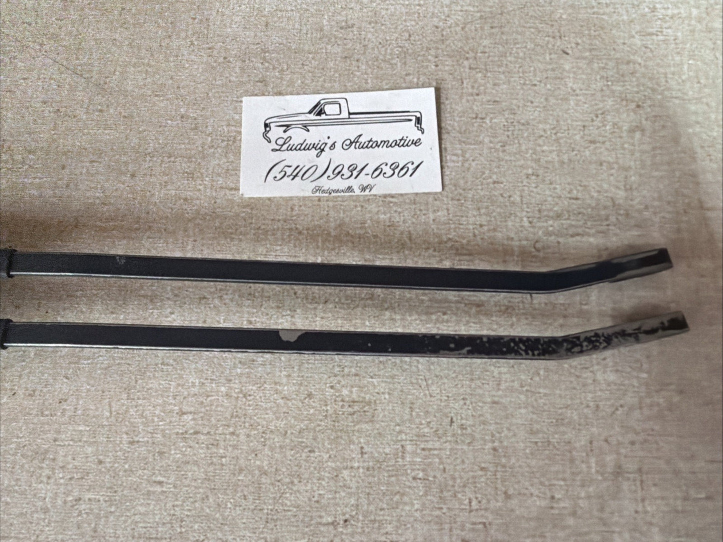 1987 - 1997 Ford Bronco F150 F250 F350 Windshield Wiper Arms. Pair. OEM