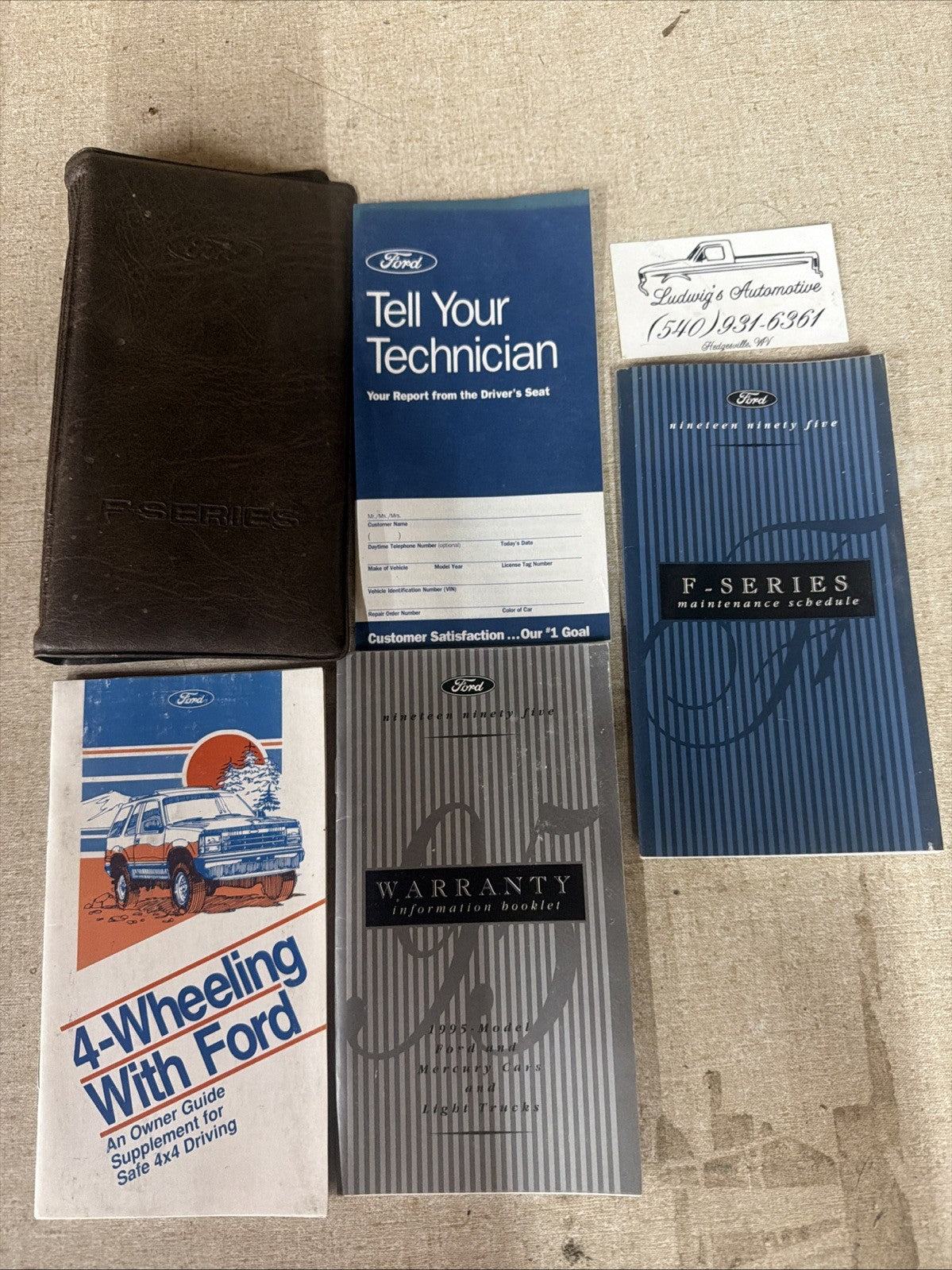 1995 Ford F-Series Maintenance Schedule Set in Storage Case F 150 250 350