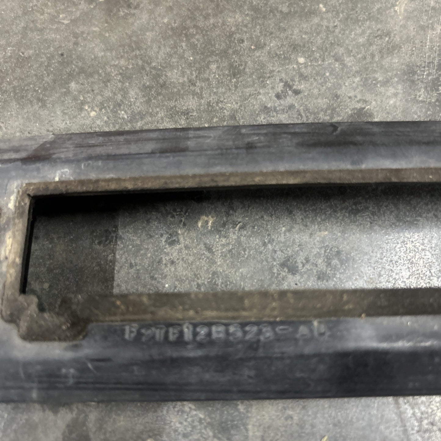 1992 - 1996 FORD F150 F250 F350 4.9 5.0 5.8 7.3 7.5 PCM RUBBER F2TF-12B523-AD