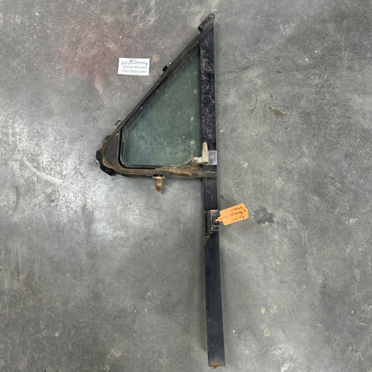92-96 Ford F150 F250 F350 Bronco PassengerRH Vent Window Wing Glass Assembly