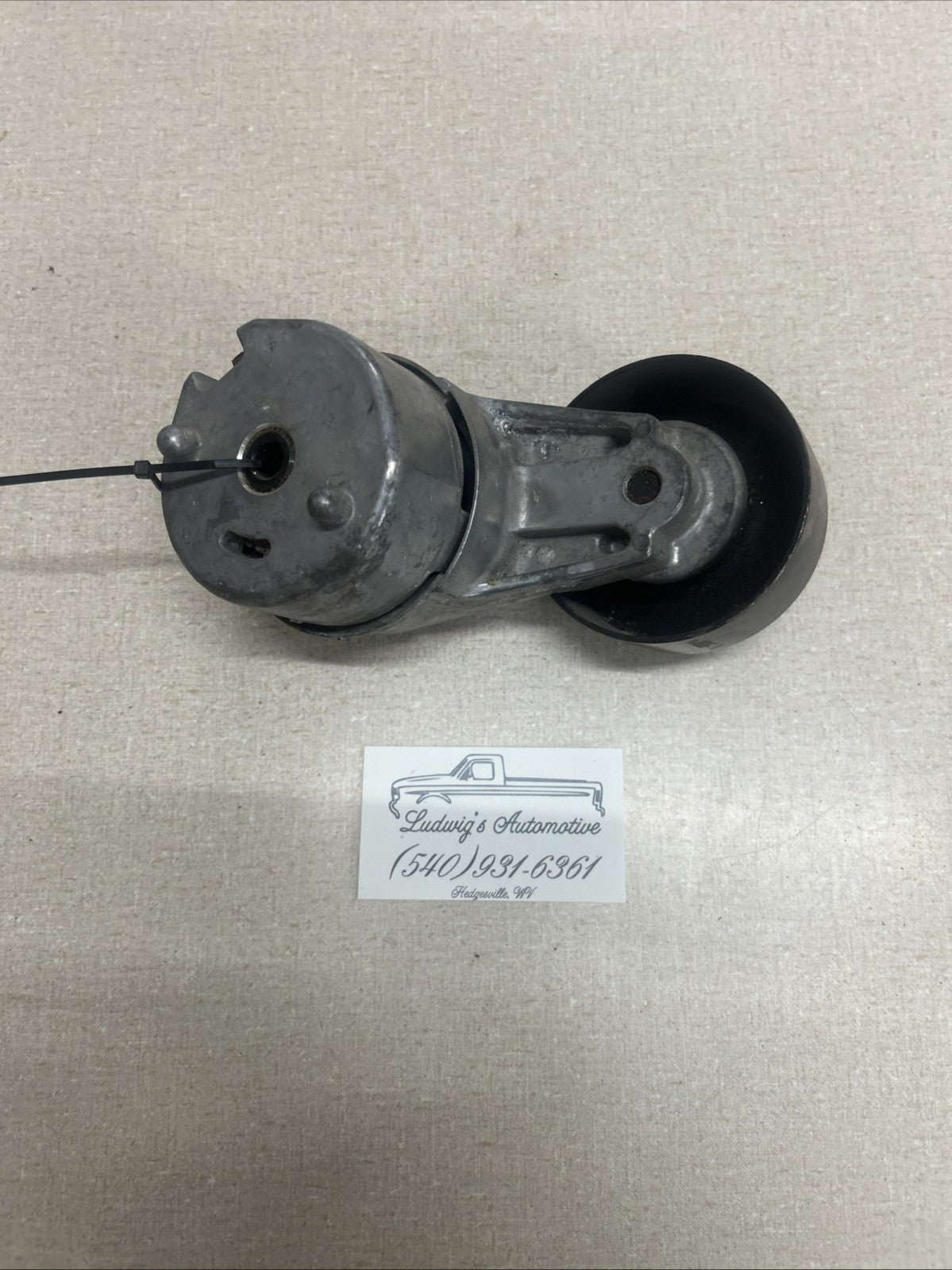 Drive Belt Tensioner for 1994 1995 1996 Ford F-250 F-350 E-350 Econoline 7.3L