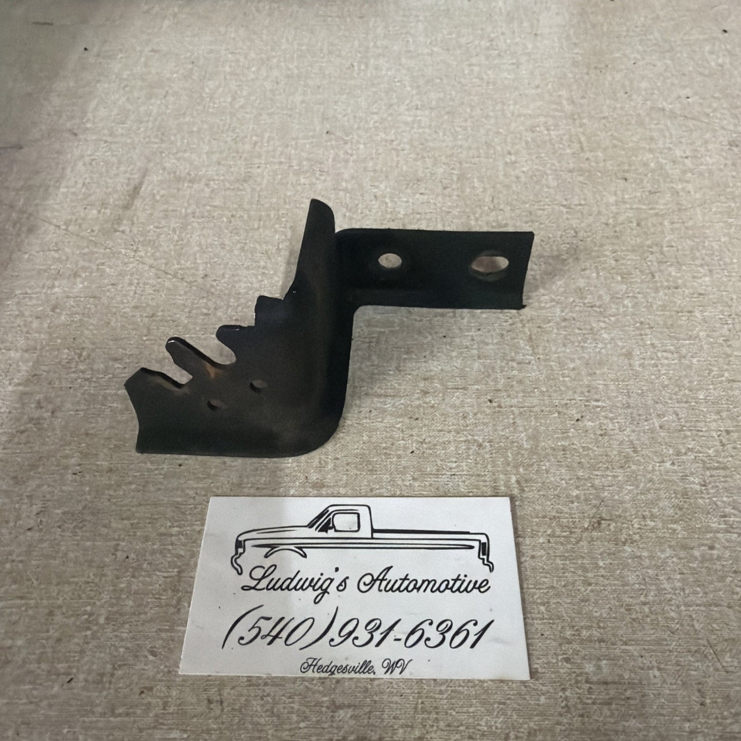 83-94 Ford F250 6.9 7.3 7.3L IDI Diesel Throttle Pedal Linkage MOUNTING BRACKET