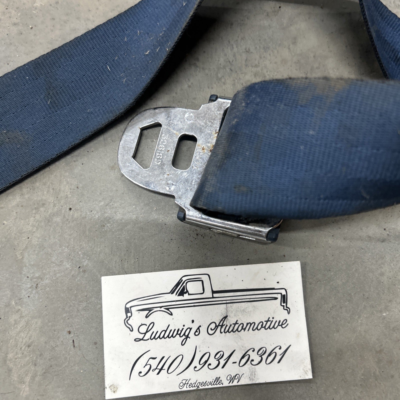 1992 - 1997 Ford F150 F250 F350 Center Lap Belt. OEM. Blue