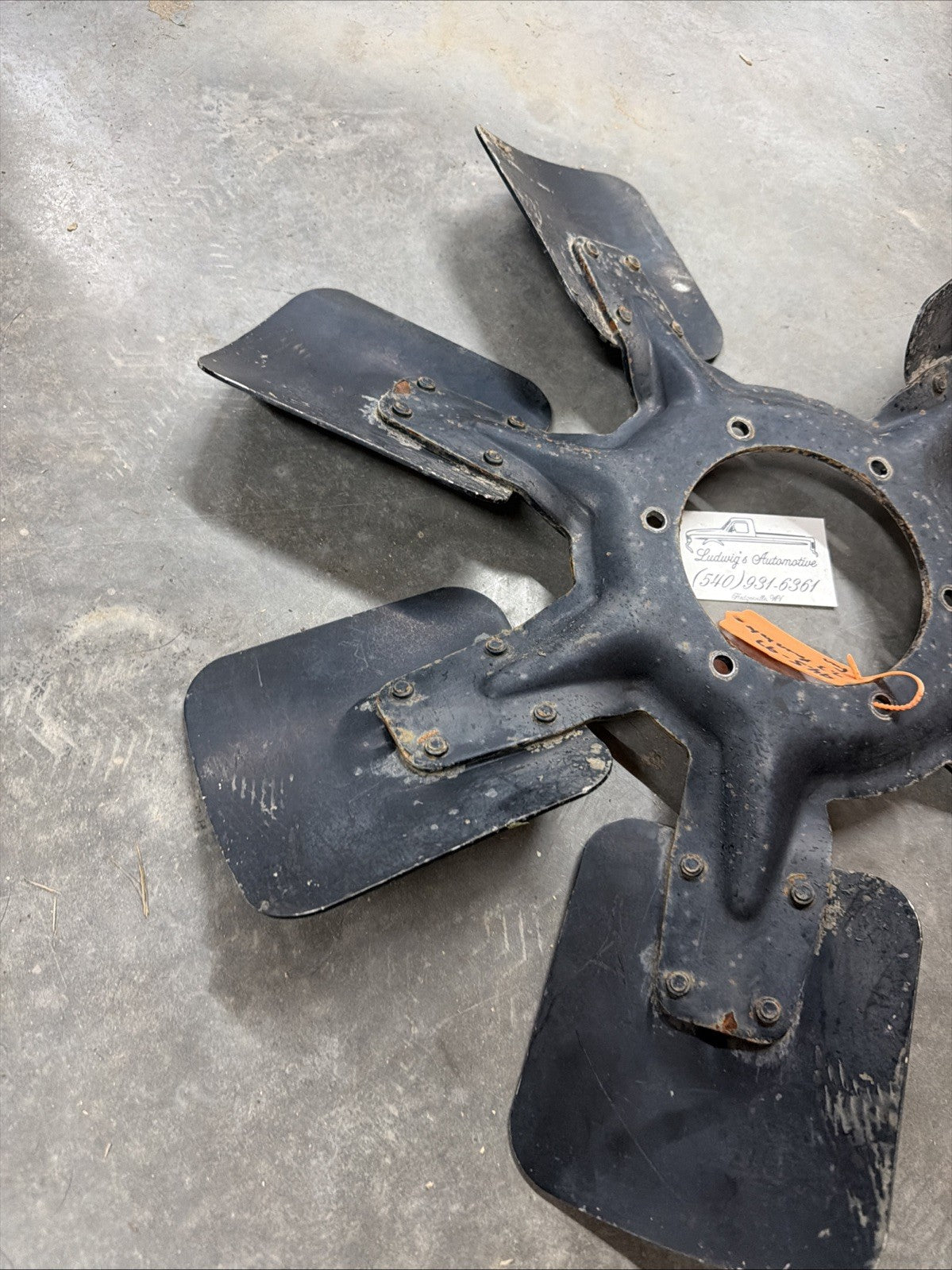 1994.5-1997 Ford F250 F350 7.3 Powerstroke  Engine Radiator  Fan No Clutch
