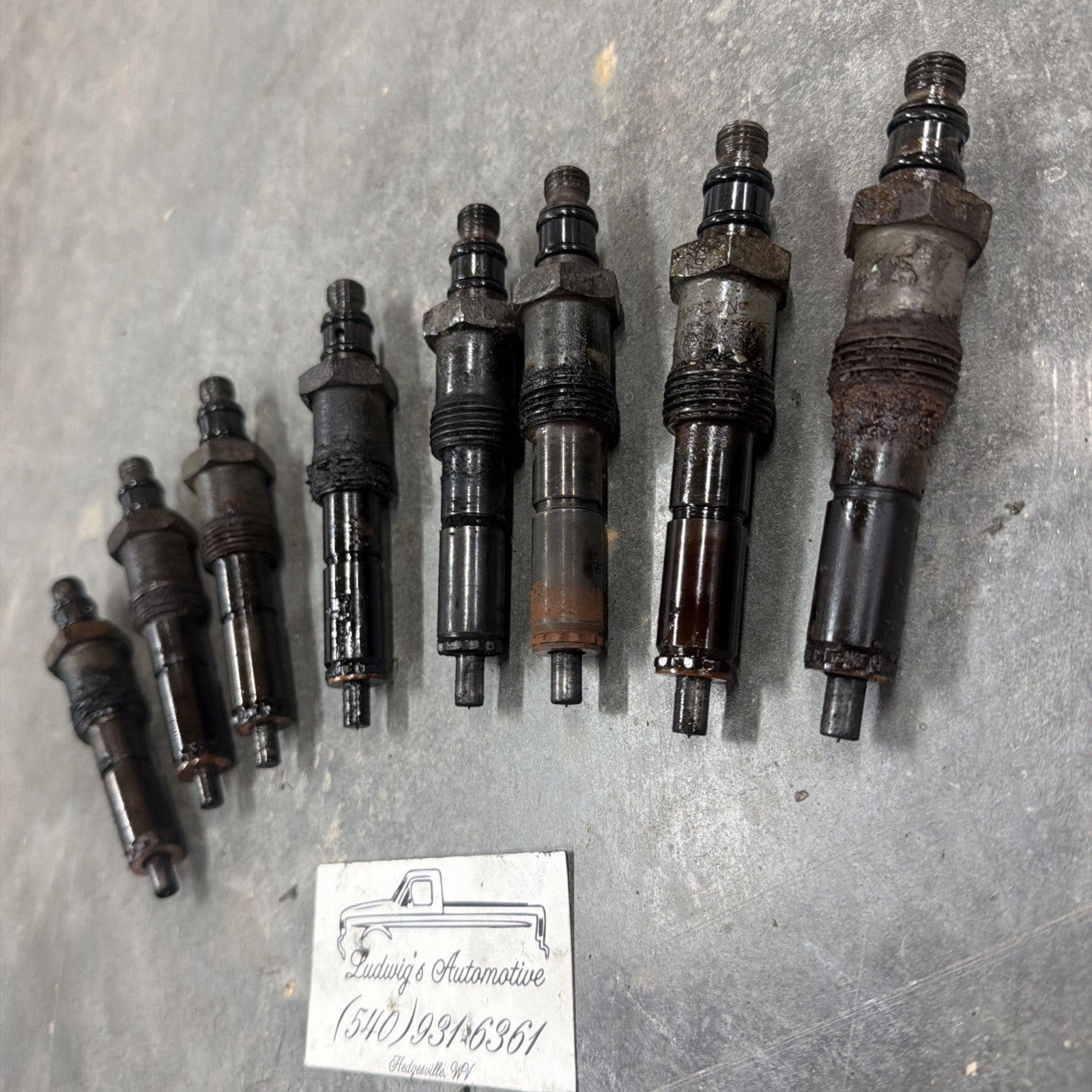 Ford F-250 F-350 1983-1994 6.9L 7.3L IDI Lucas Fuel Injector Cores Set of 8