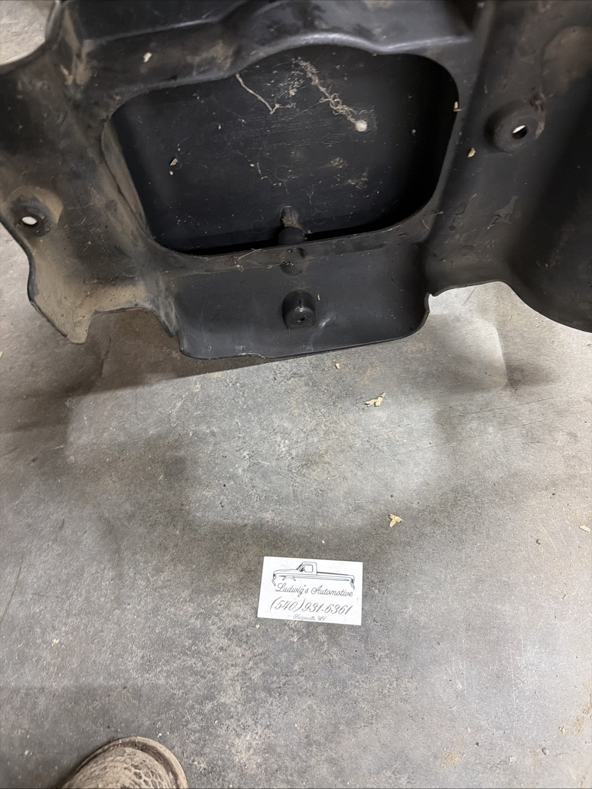 1994-1997 Ford F250 F350 7.3 Powerstroke Turbo Diesel Engine Cover OEM 94-97