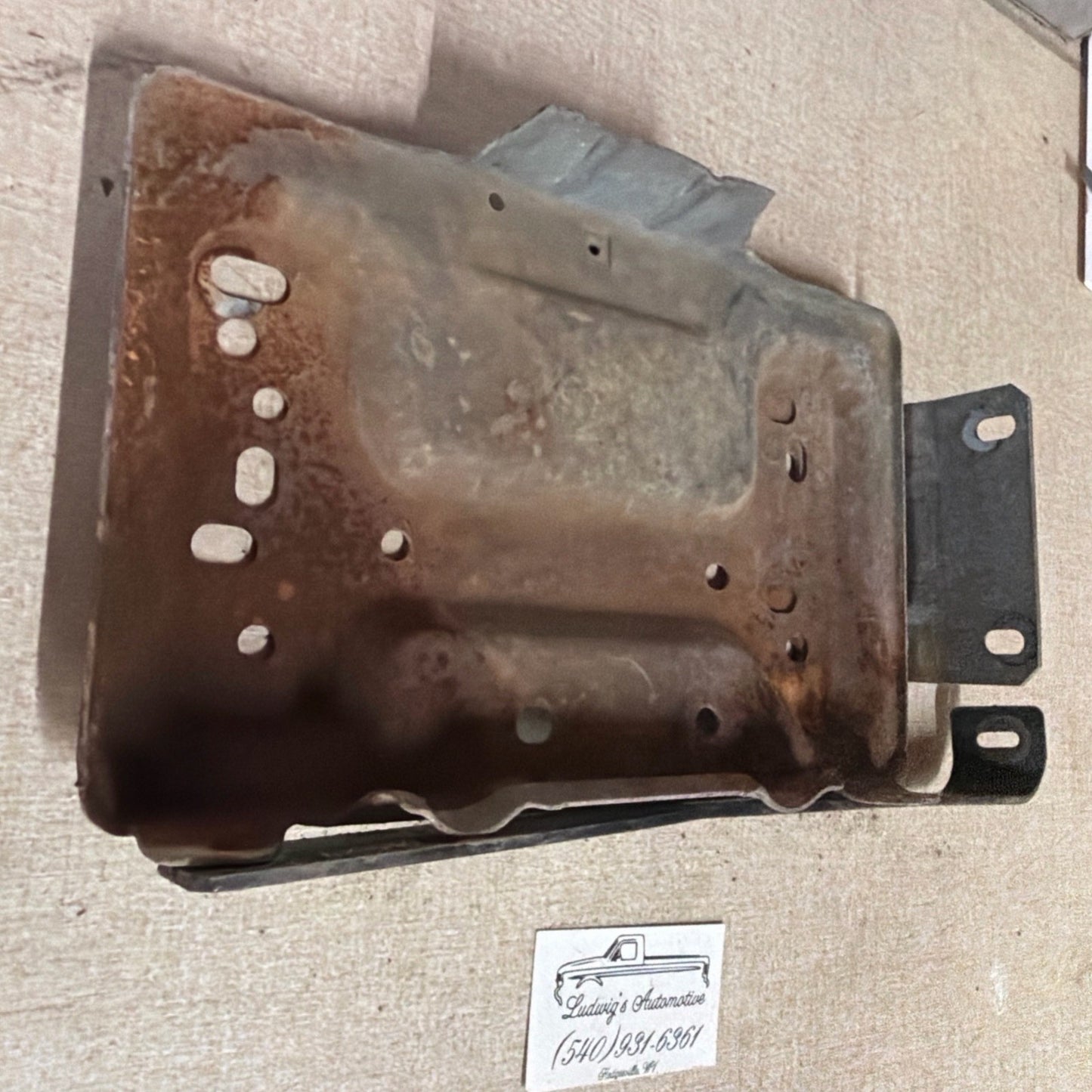 1987 - 1996 87-96 FORD BRONCO F150 F250 1997 97 F350 RIGHT BATTERY TRAY NICE OEM