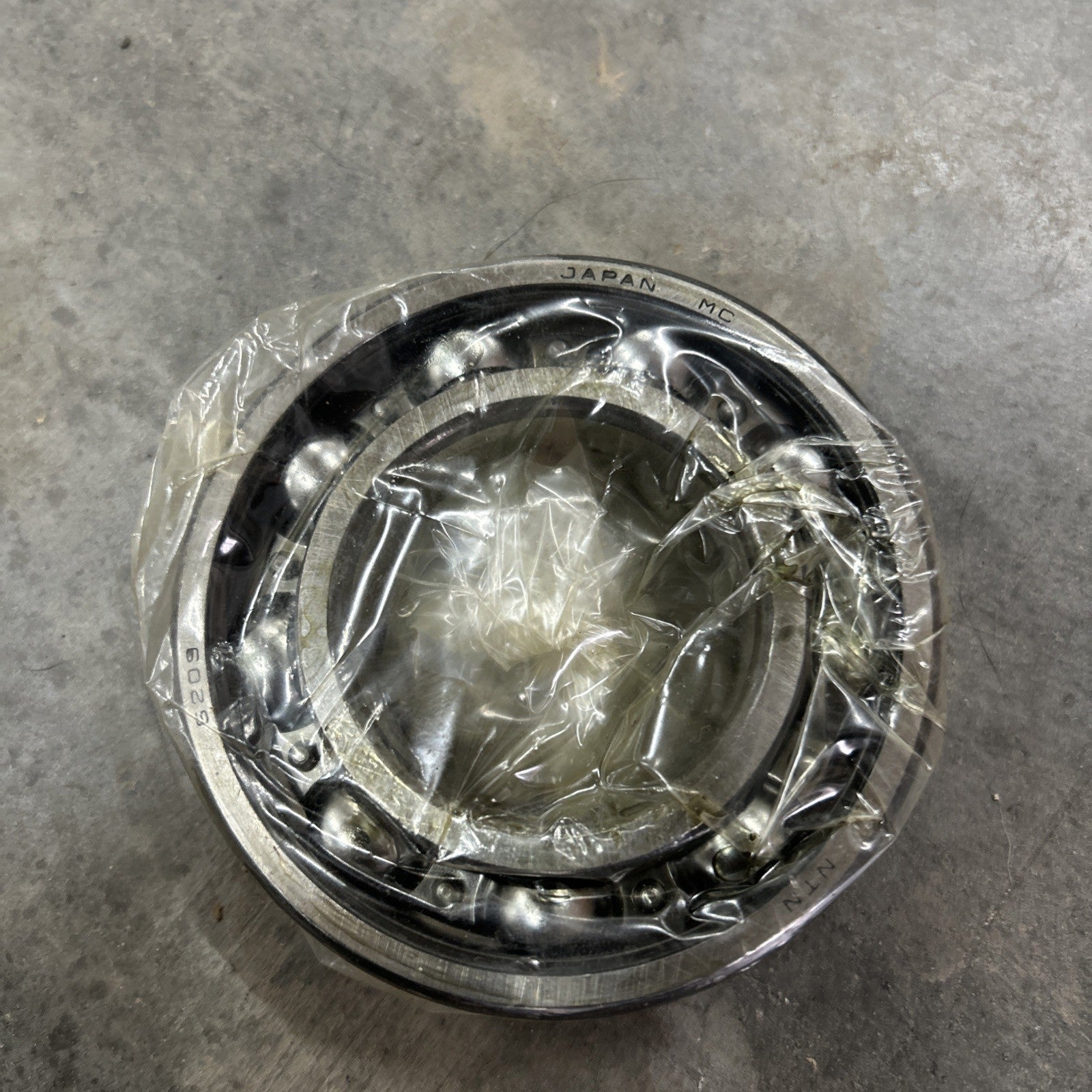 N.O.S.  NTN 6209LU Sealed Ball Bearing 85mmx45mmx19mm