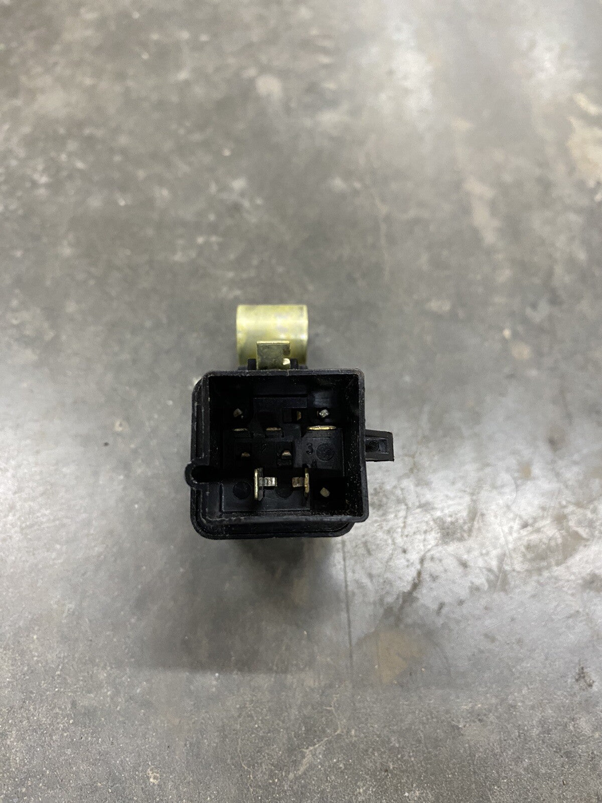 Motorcraft Relay DY-484 E6DZ-11433 A