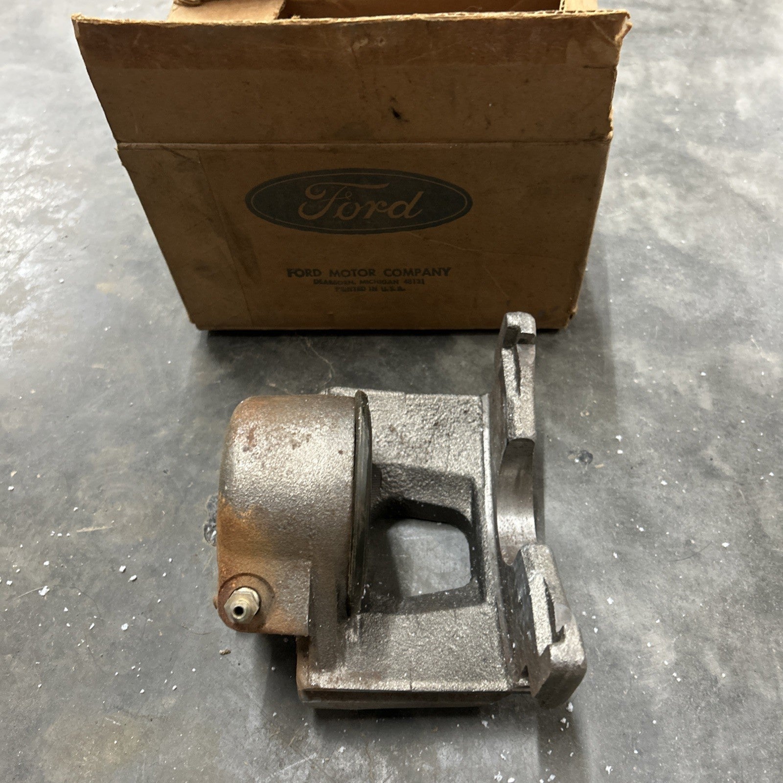 E6TZ-2B120-a Brake Caliper N.o.s. Ford 