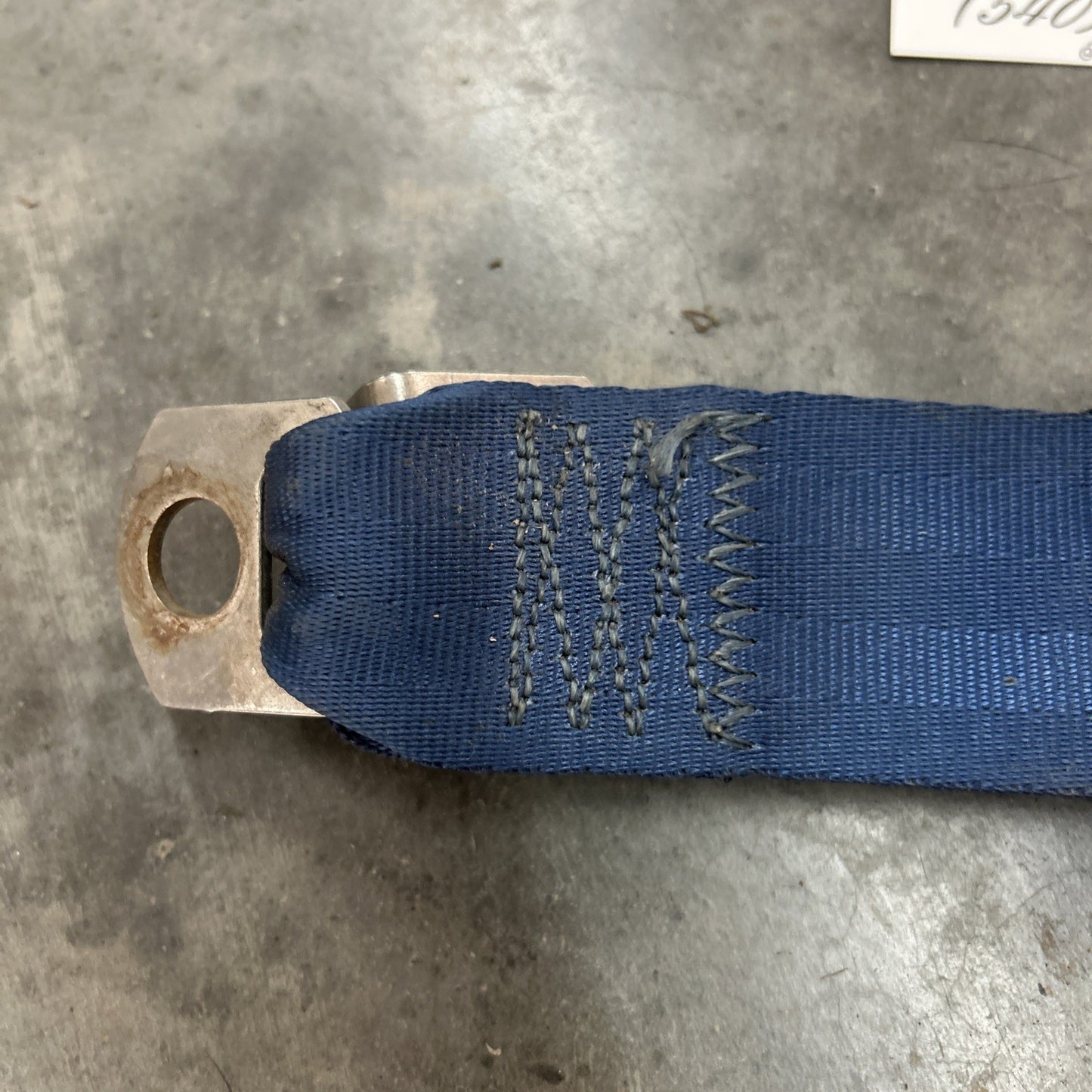 92-96 Ford F150 F250 F350 Bronco Bucket Seat Front Passenger Seat Belt Receiver