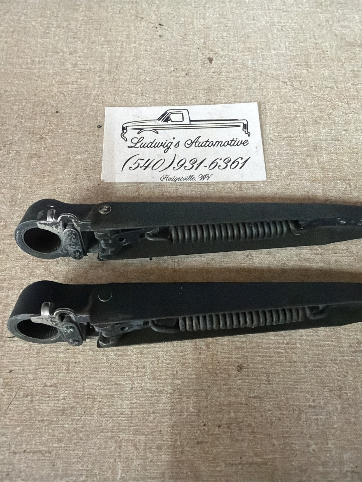 1987 - 1997 Ford Bronco F150 F250 F350 Windshield Wiper Arms. Pair. OEM