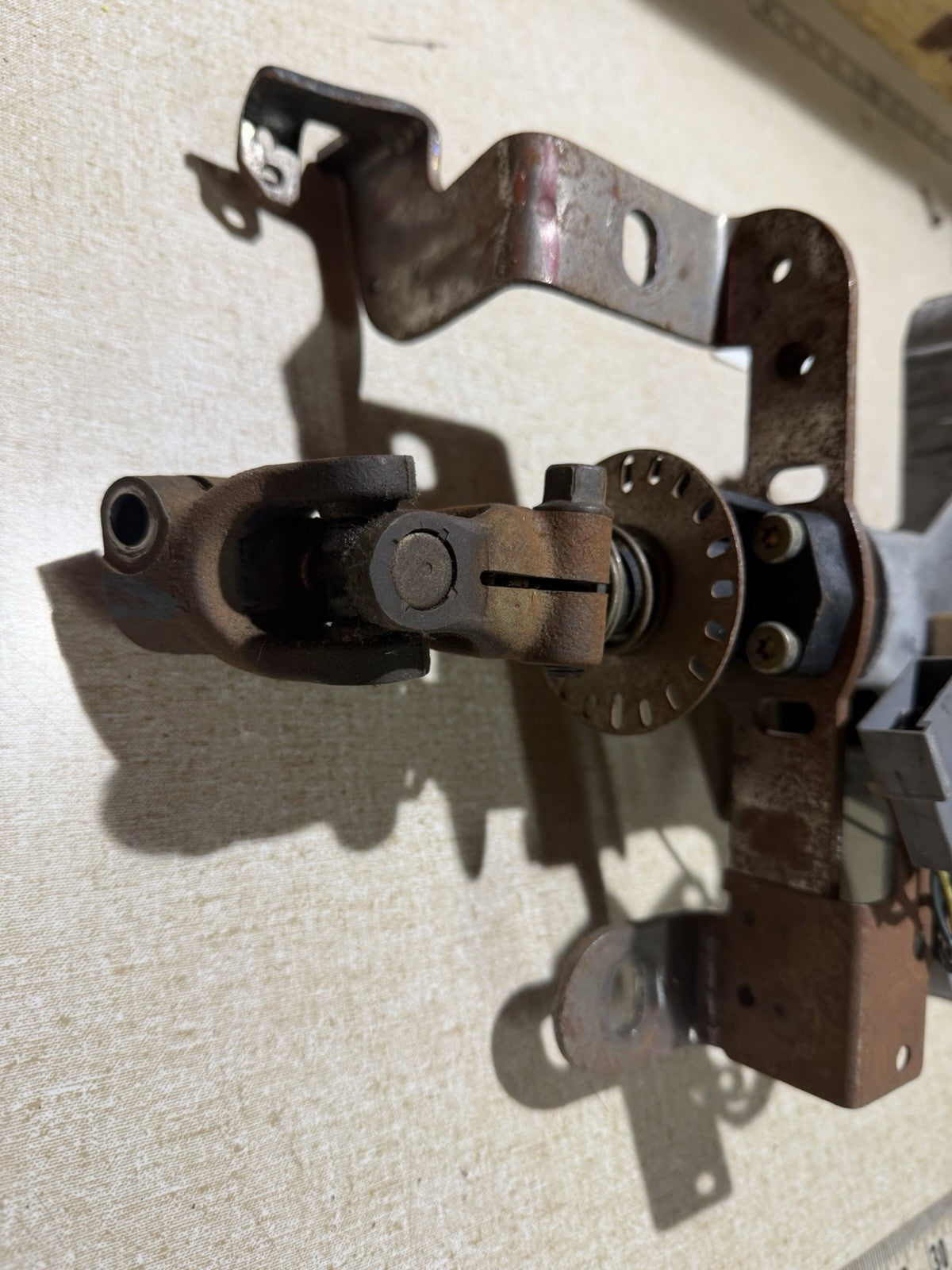 1992-97 FORD F250 F350 COLUMN W/ E4OD AUTO TRANS OVERDRIVE Used