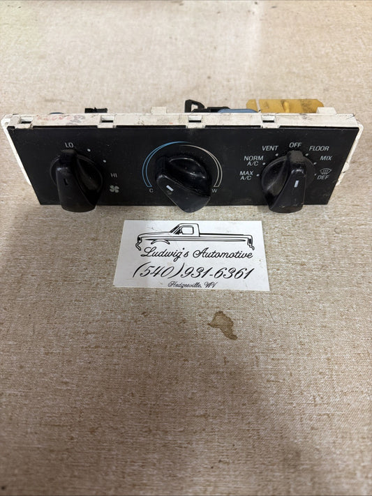 92-96 Ford F150 F250 F350 Bronco, 97 F250 F350 Heat Climate Control with A/C