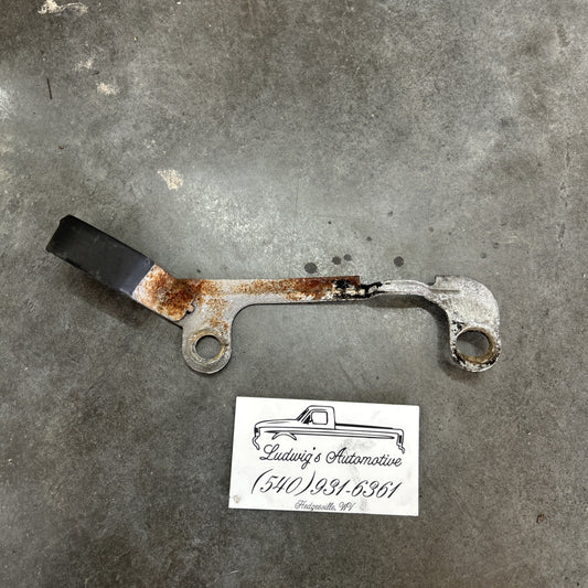 302 351 Top of Transmission Fuel Line Bracket |92-96 F-150 F-250 F-350 Bronco