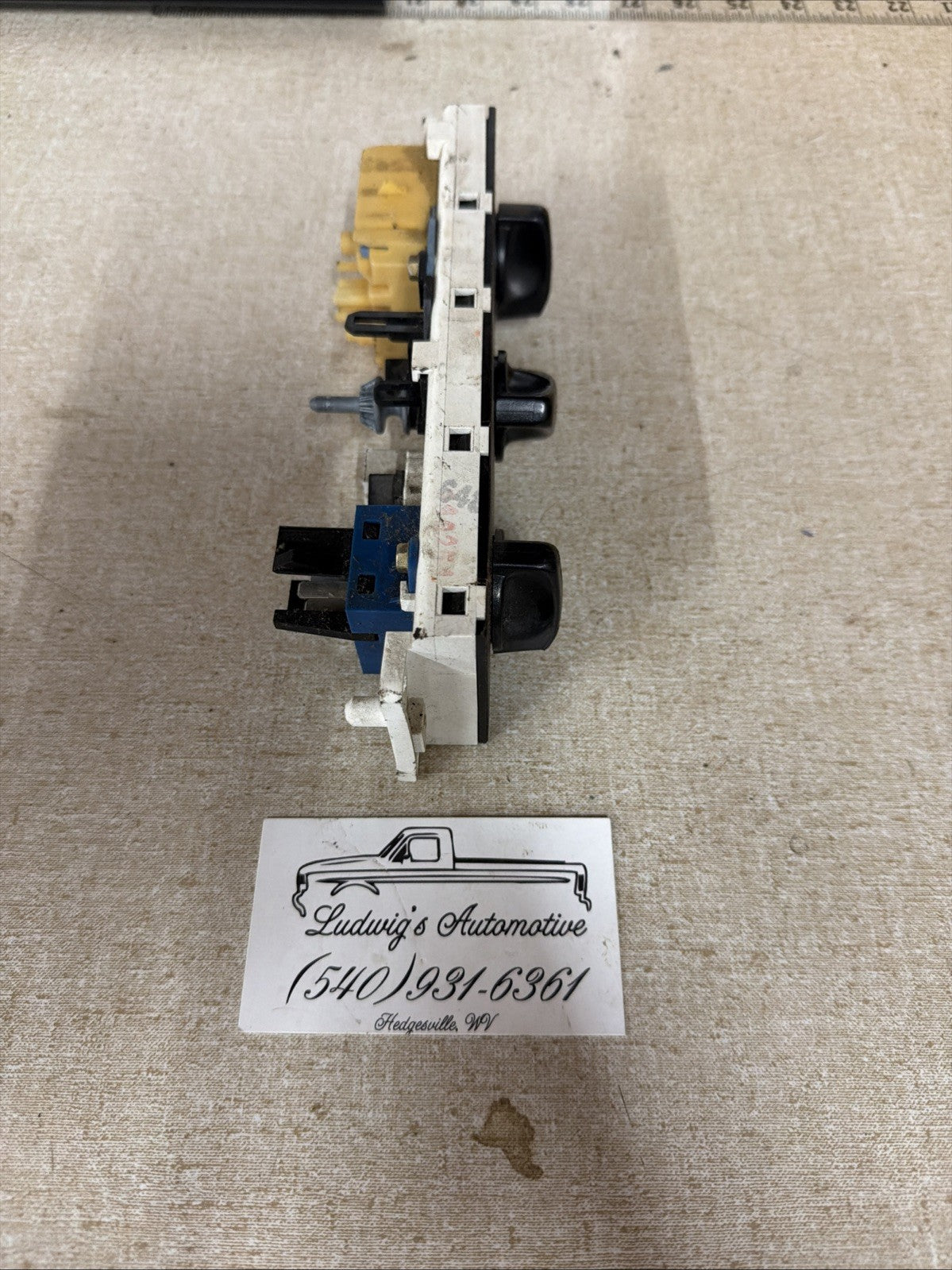 92-96 Ford F150 F250 F350 Bronco, 97 F250 F350 Heat Climate Control with A/C