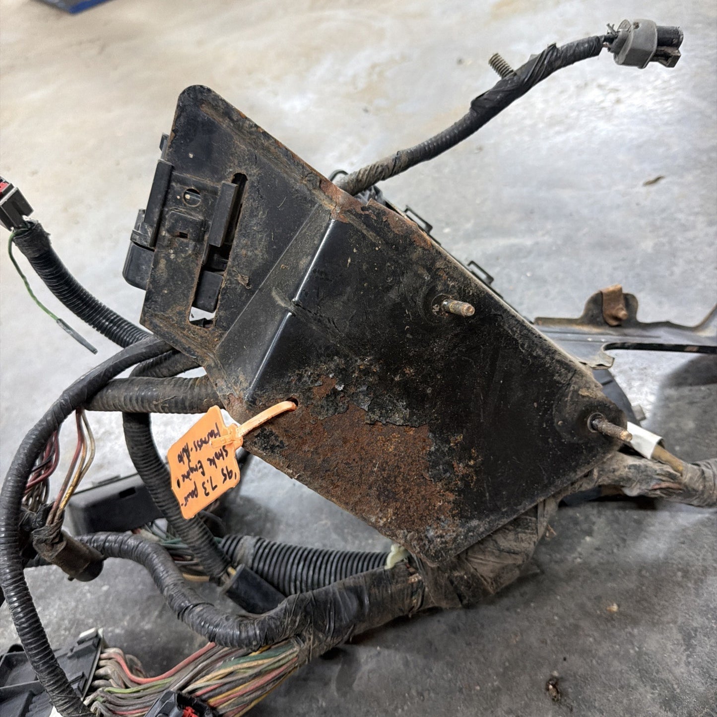 1995 Ford F250 F350 7.3 Front Body Fuse Box Wiring Harness