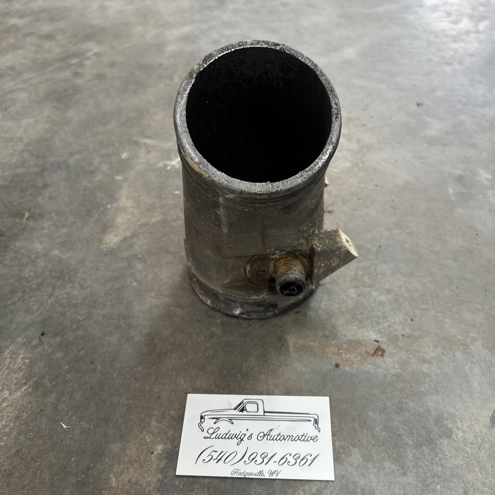 1995 96 FORD PICKUP F350 Air Intake Tube Metal Pipe 7.3L Diesel