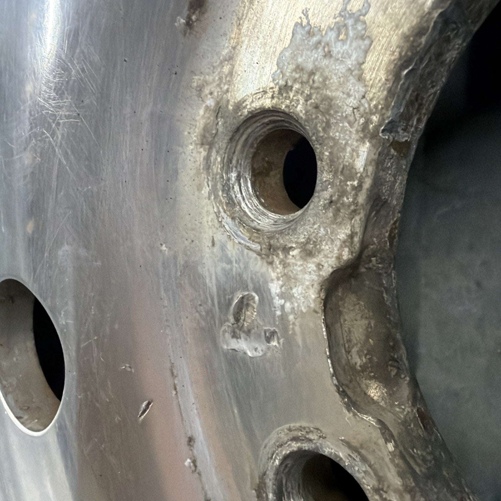 1992-1997 Ford F250,F350 Aluminum 16” 8x6.5 Single Wheel