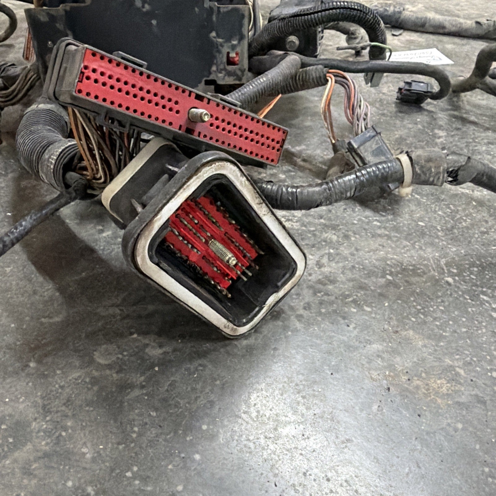 1995 Ford F250 F350 7.3 Front Body Fuse Box Wiring Harness