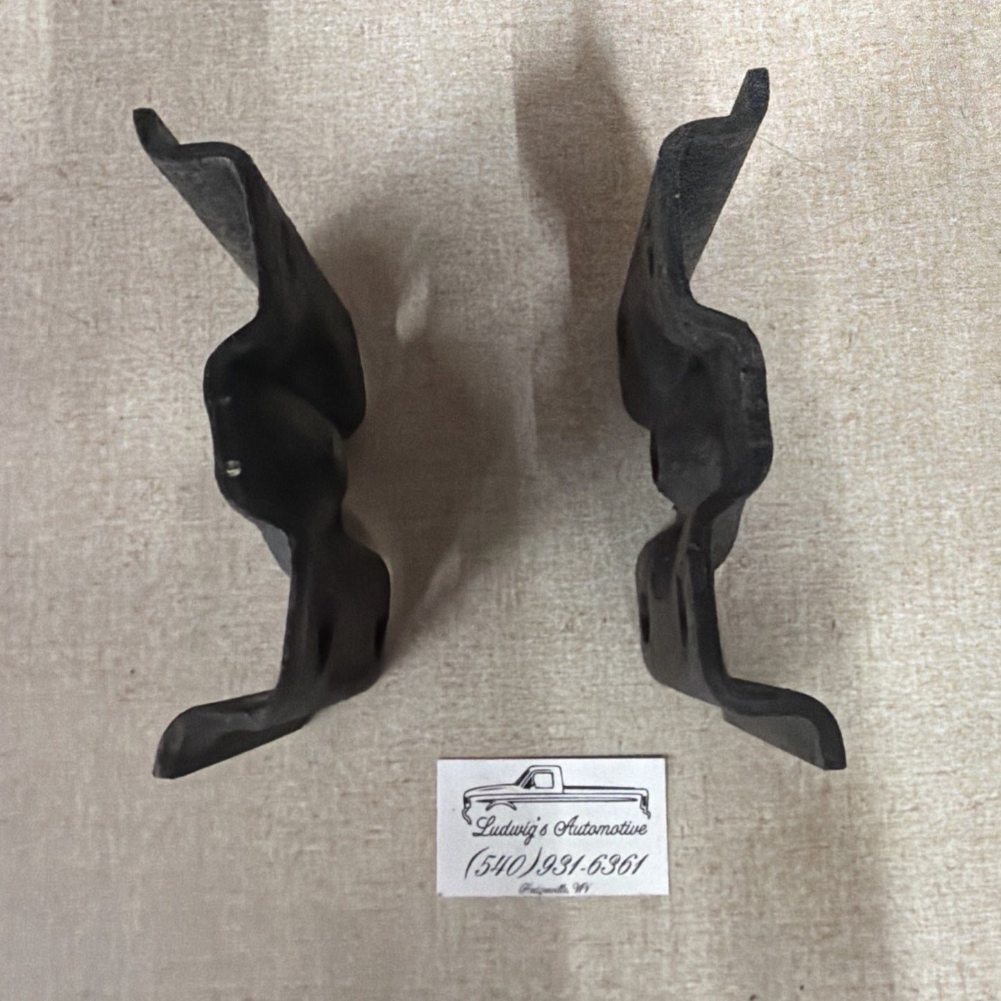 87-97 Ford F250 F350 Rear Axle Leaf Spring U Bolt Plate Set E2Ta-Ga