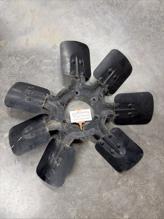 1994.5-1997 Ford F250 F350 7.3 Powerstroke  Engine Radiator  Fan No Clutch
