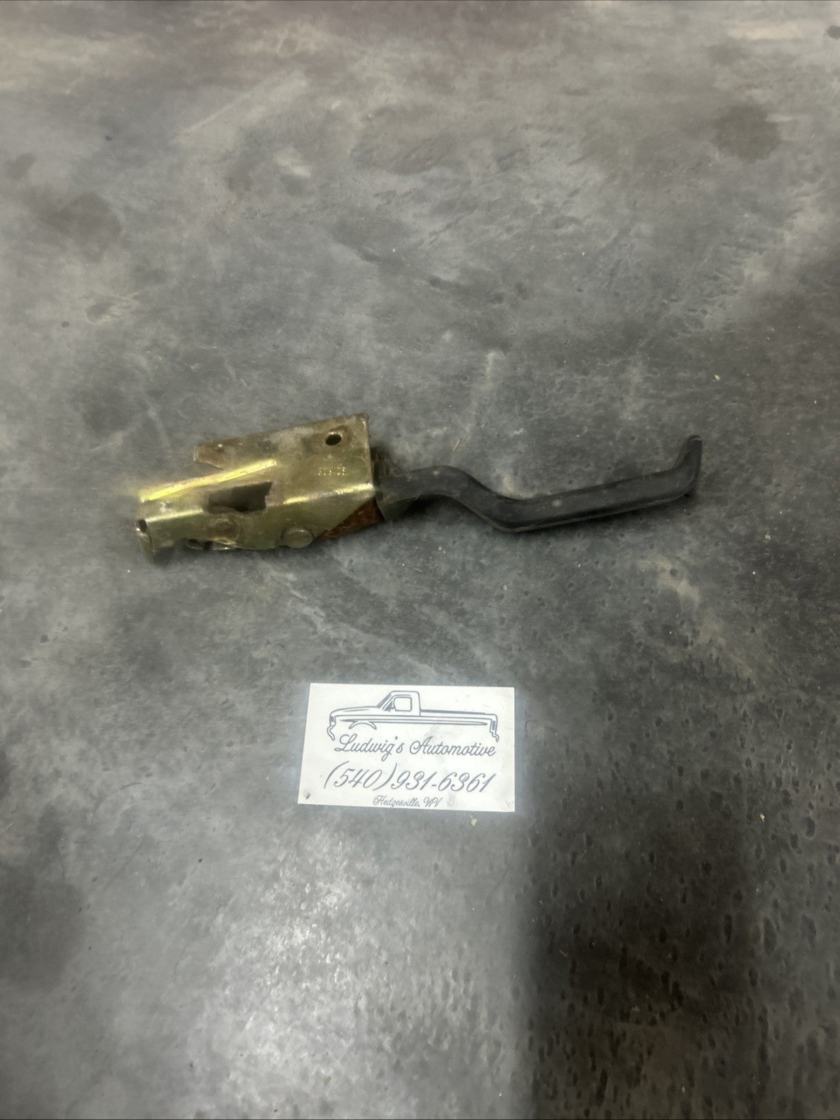 1992-1996 Ford Truck F150 F250 F350 Passenger RH Interior Inner Door Handle OEM