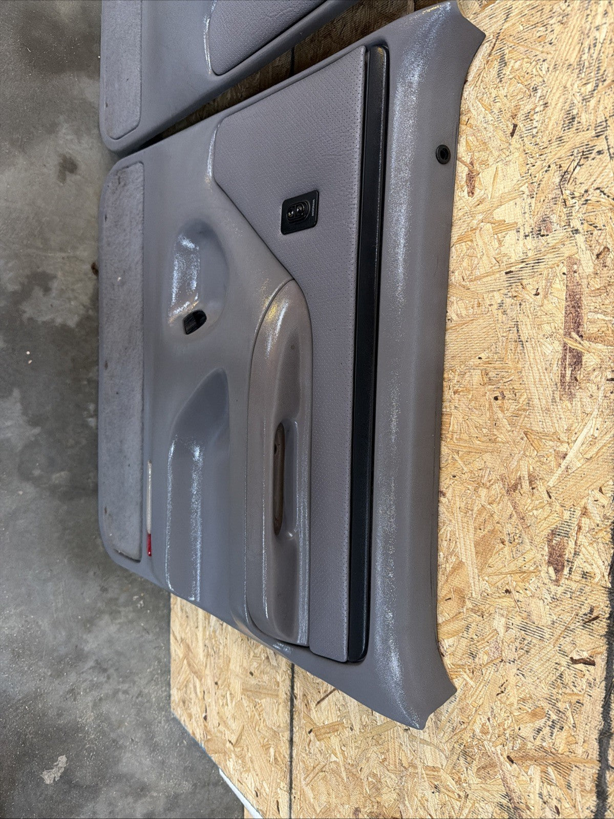1994‑1997 OBS Ford F250 F350 Rear Crew Cab Door Panels POWER Opal Gray OEM PAIR