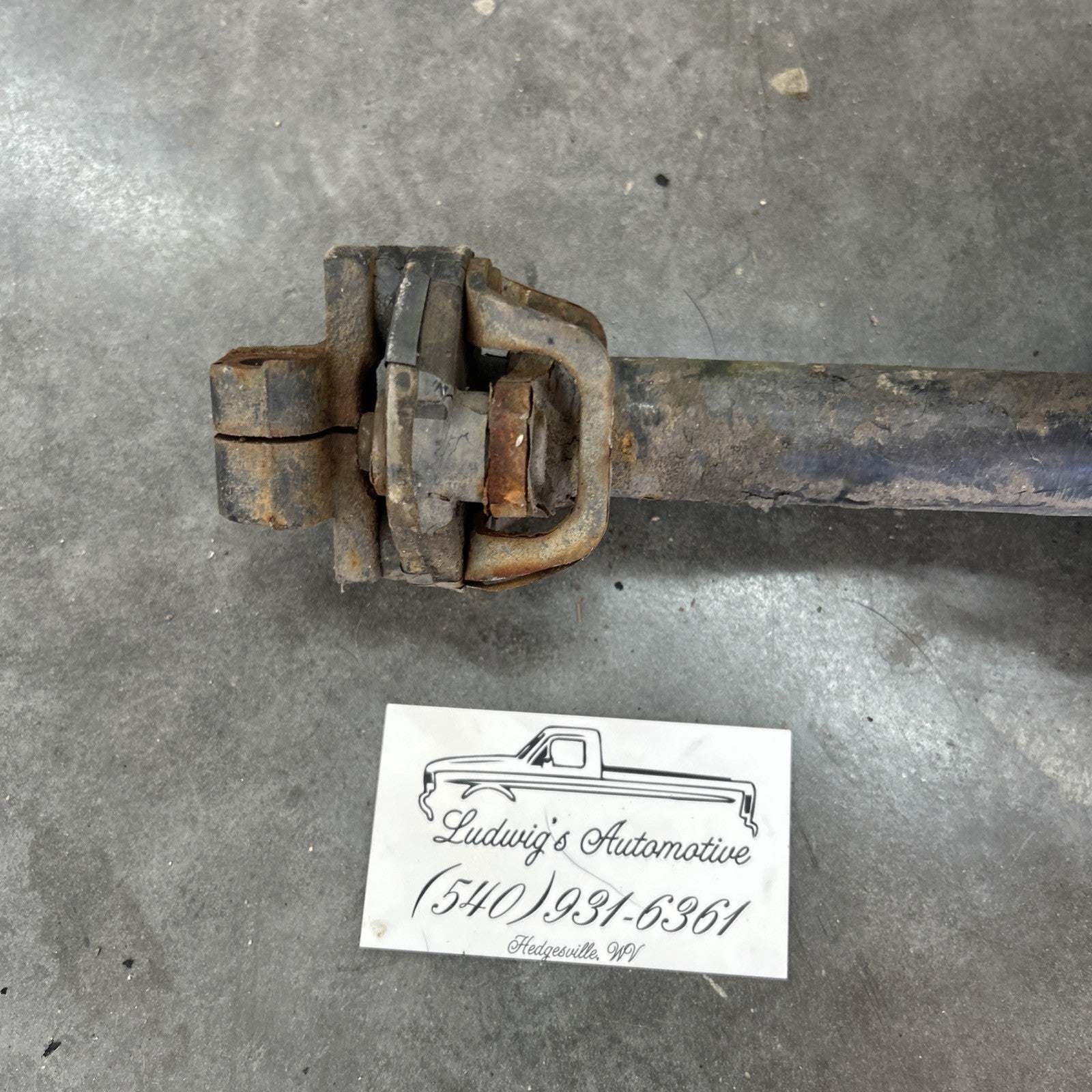 92-96 Ford F-150 F-250 F-350 Steering Column Intermediate Shaft OEM F7DZ7361A