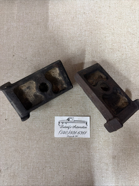 1985-2016 Ford Truck Rear Overload Leaf Spring Spacer Mount Block E4TA-5594-BA