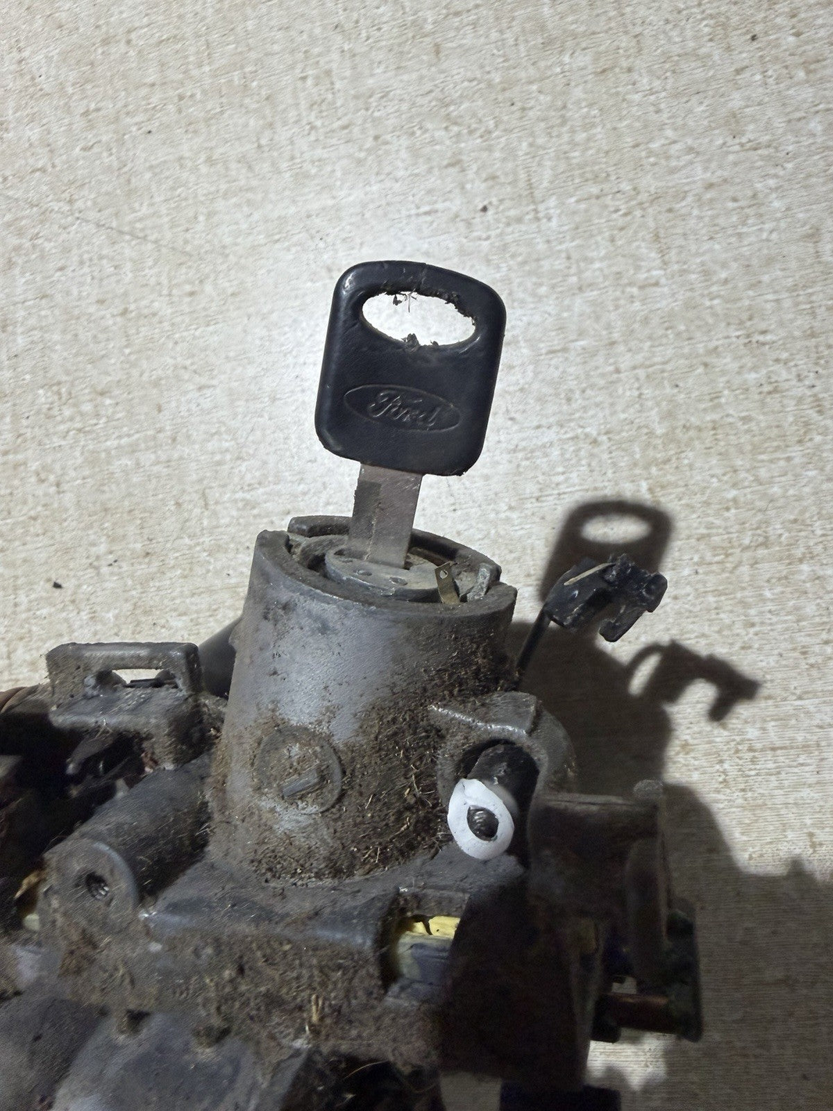 1992-97 FORD F250 F350 COLUMN W/ E4OD AUTO TRANS OVERDRIVE Used