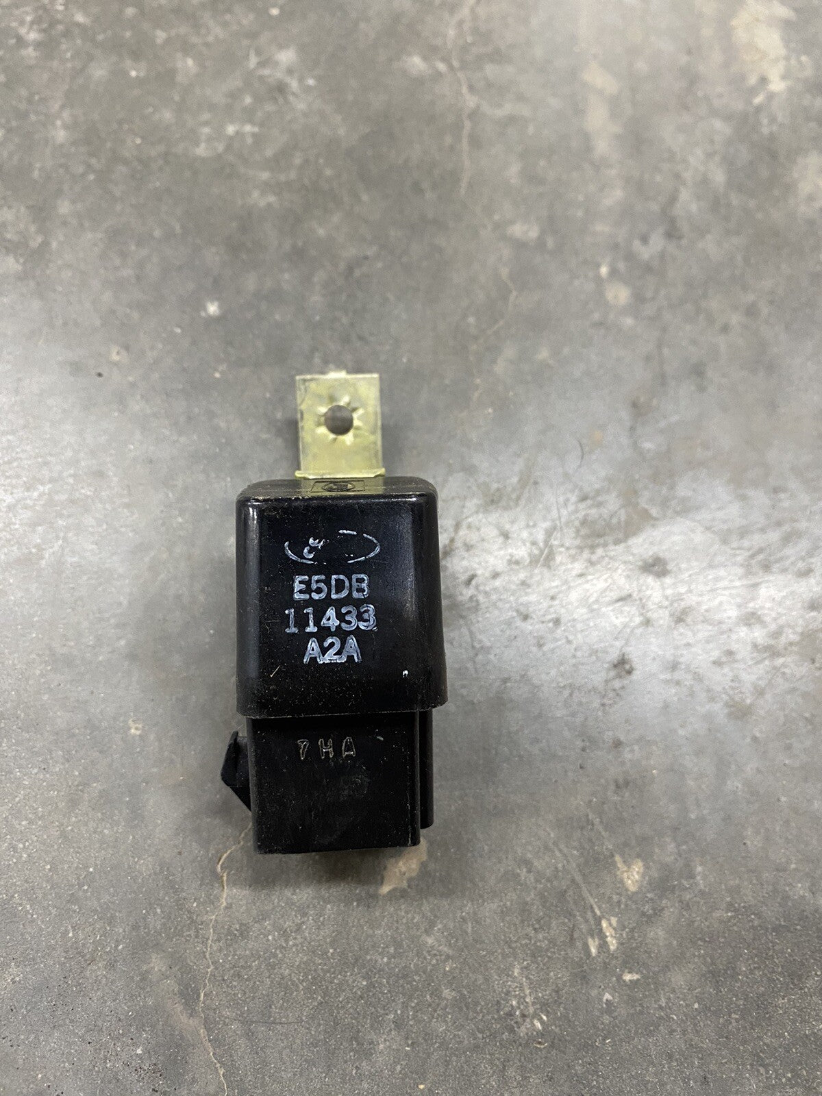 Motorcraft Relay DY-484 E6DZ-11433 A
