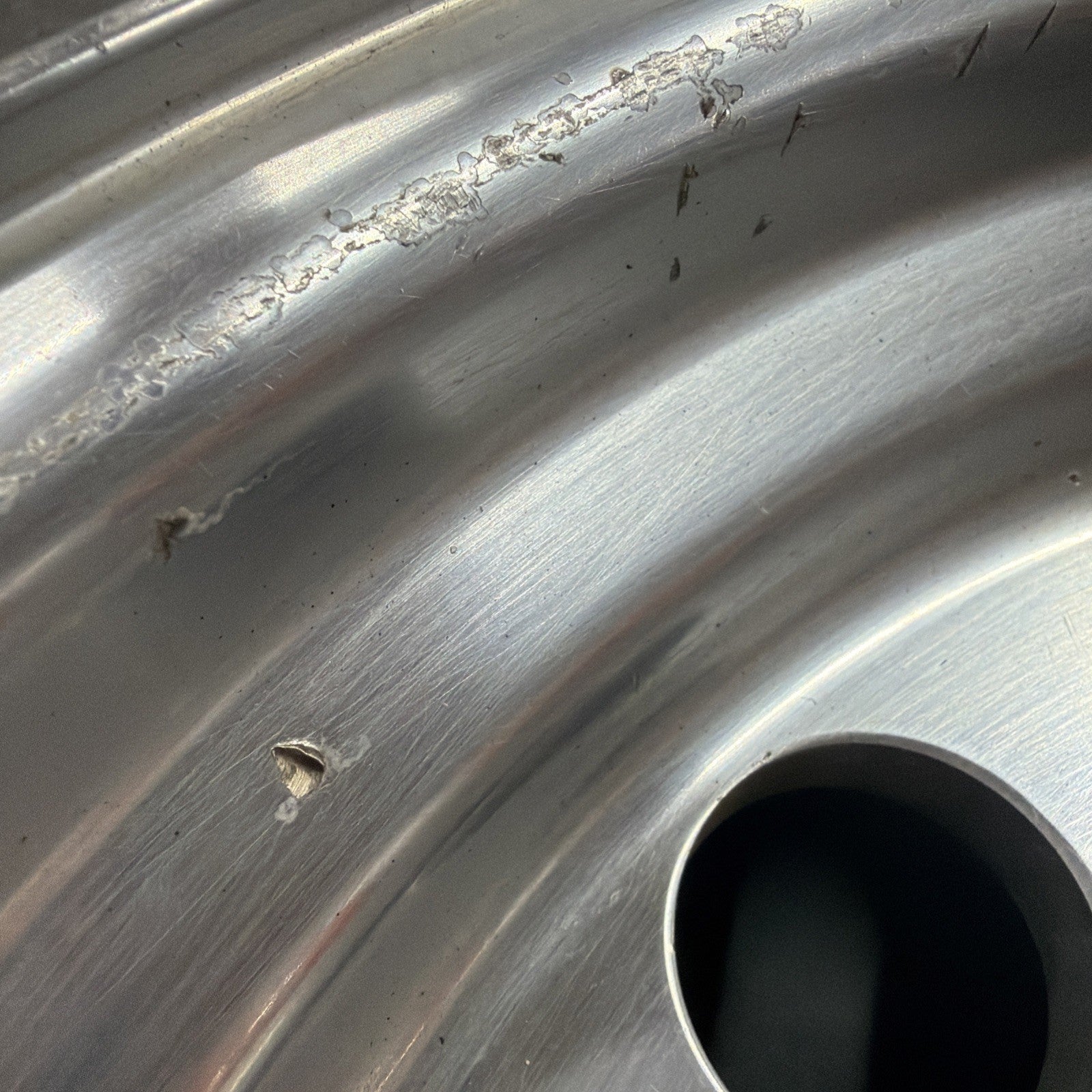 1992-1997 Ford F250,F350 Aluminum 16” 8x6.5 Single Wheel