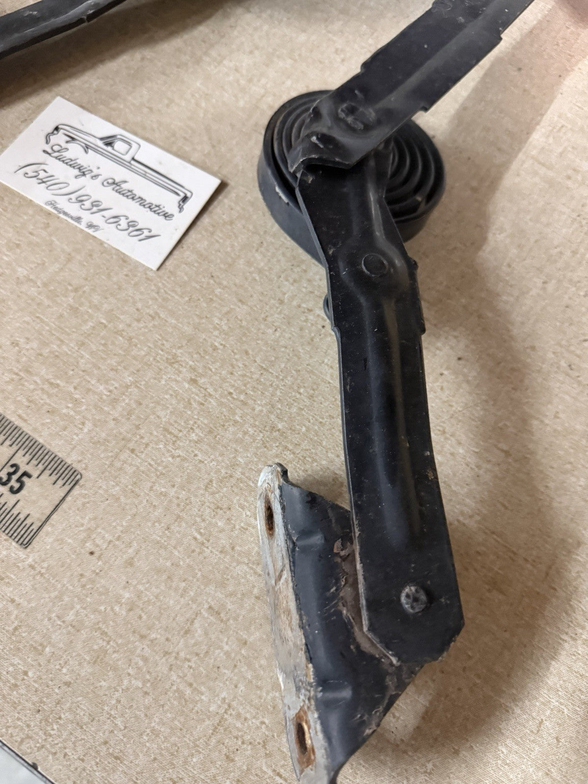 1980-1996 Ford Truck Bronco Hood Spring Set F150 F250 F350 OEM Ford Used