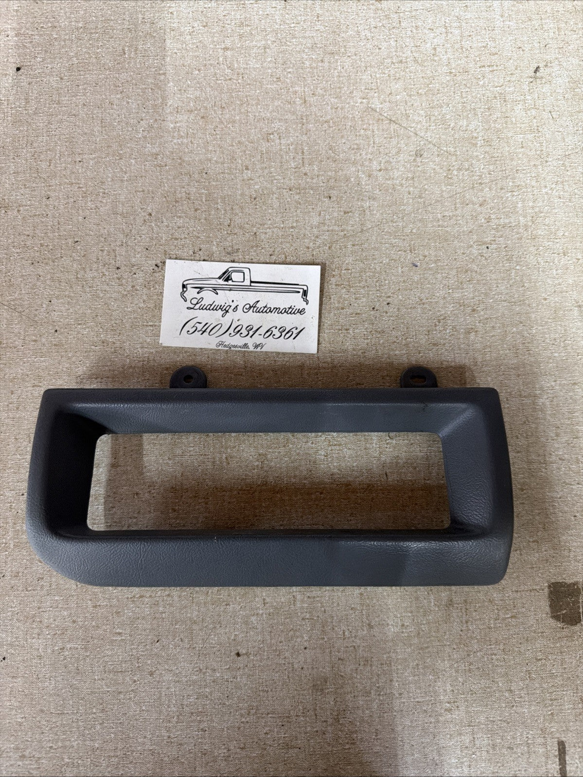 1992-96 Ford F-150 Climate Control Bezel Trim Gray F2TB-1504302-AA FOMOCO 