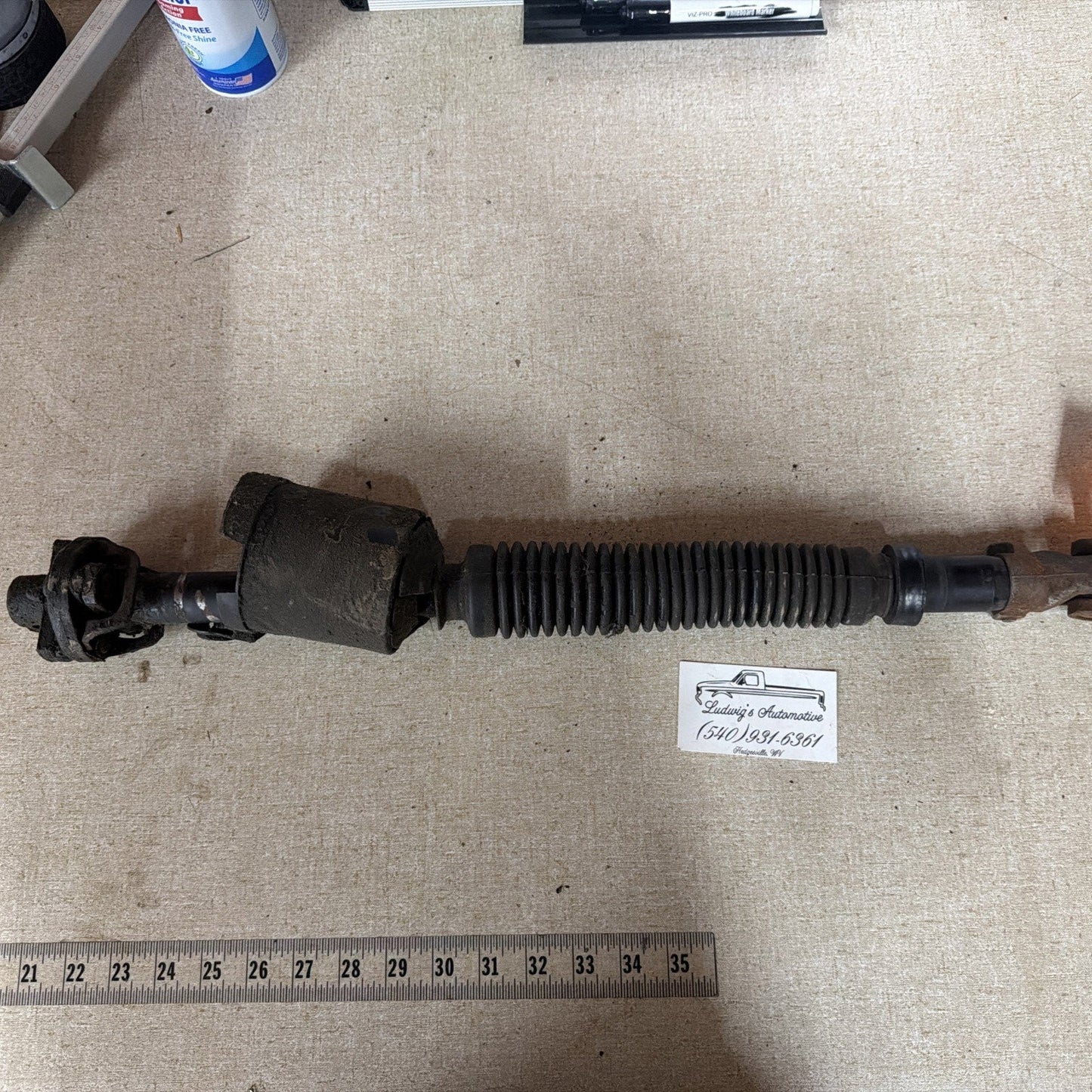 1987-97 Ford F150 F250 F350 Lower Steering Shaft Intermediate Shaft OEM