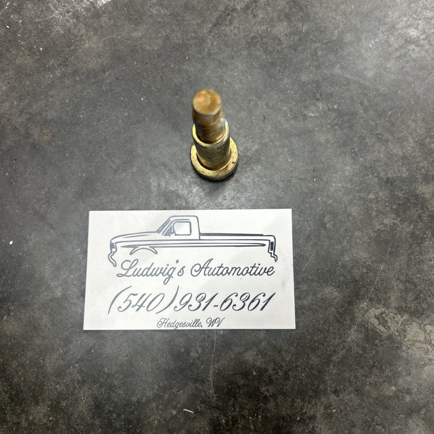 92-97 Ford F150 F250 F350 EXT Cab Upper Seat Belt Seatbelt Mounting Bolt OE 3164