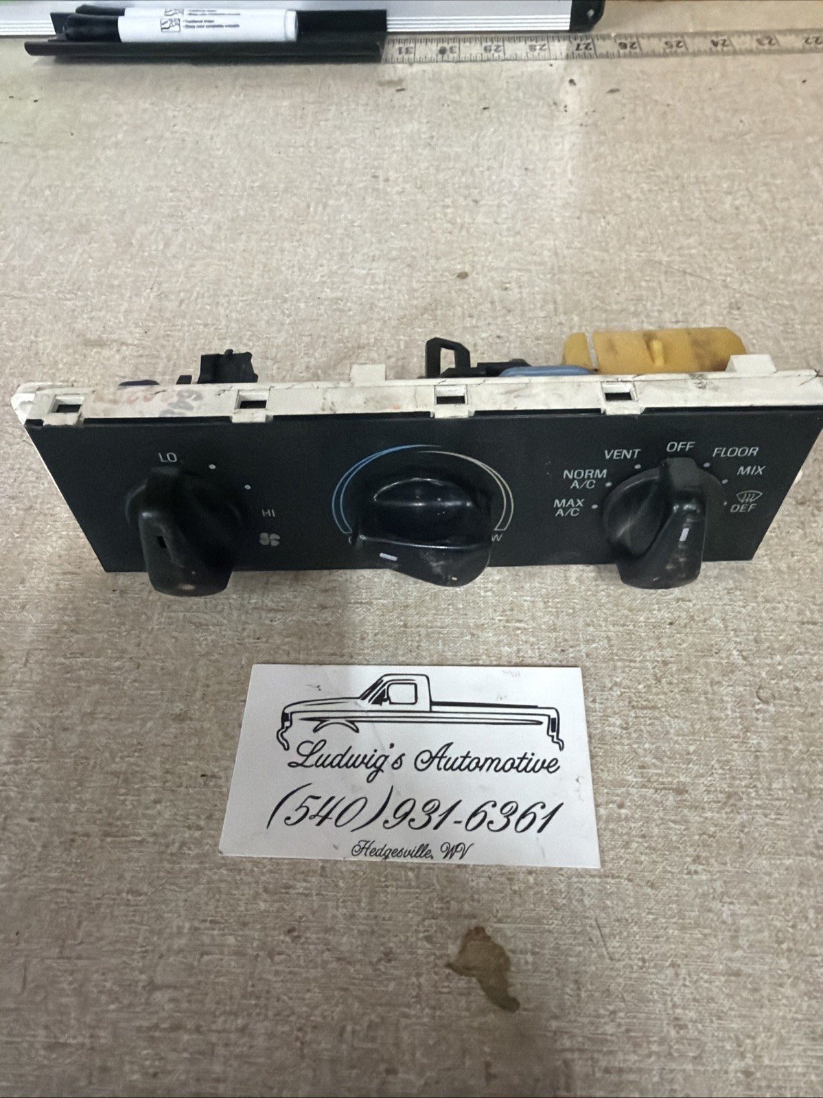 92-96 Ford F150 F250 F350 Bronco, 97 F250 F350 Heat Climate Control with A/C