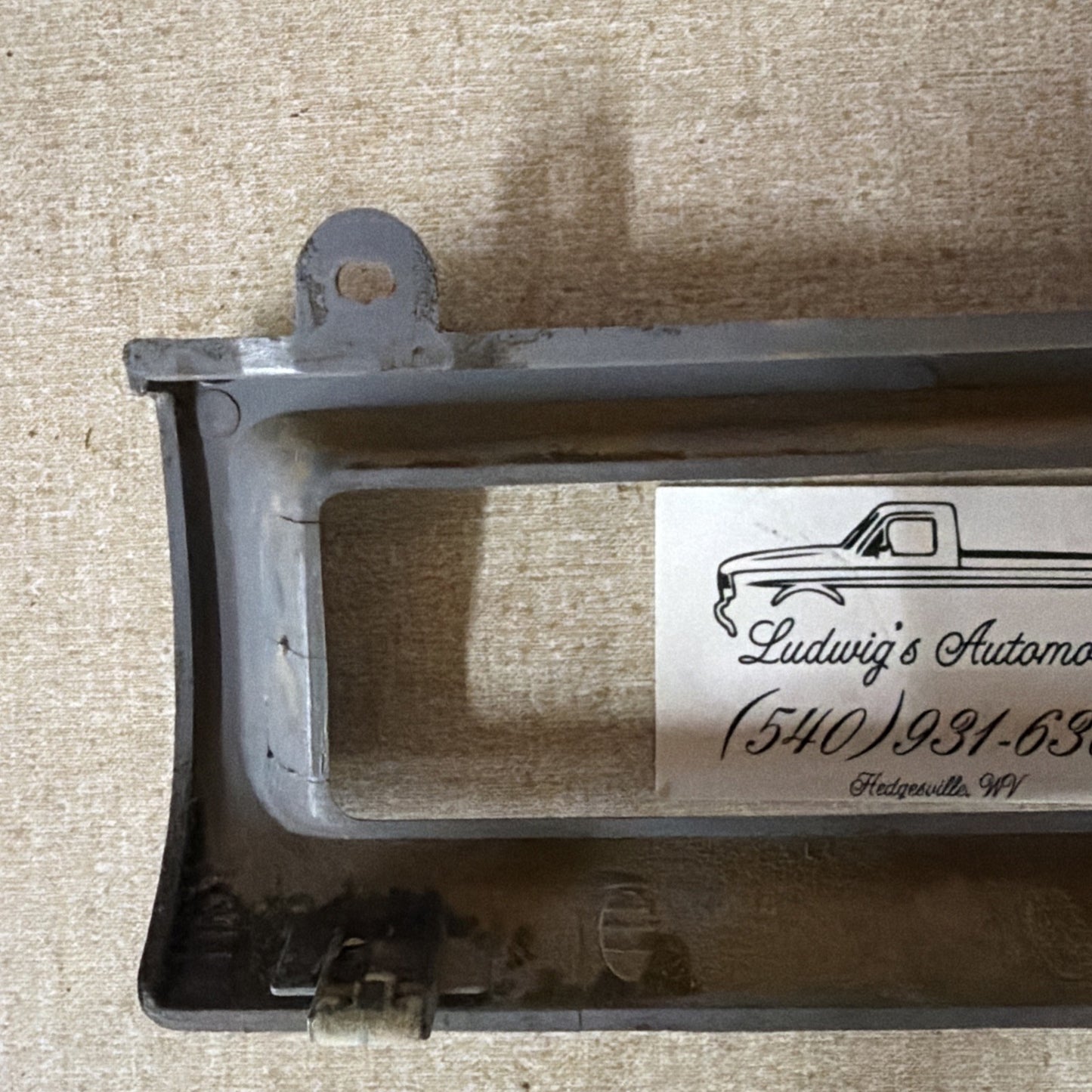 1992-1996 Ford F150 F250 F350 Bronco LIGHT Gray Climate Control Trim Bezel OEM