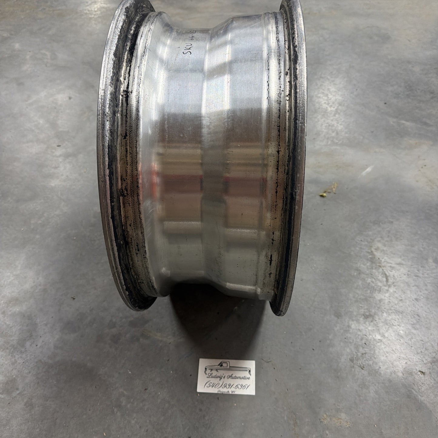 1992-1997 Ford F250,F350 Aluminum 16” 8x6.5 Single Wheel