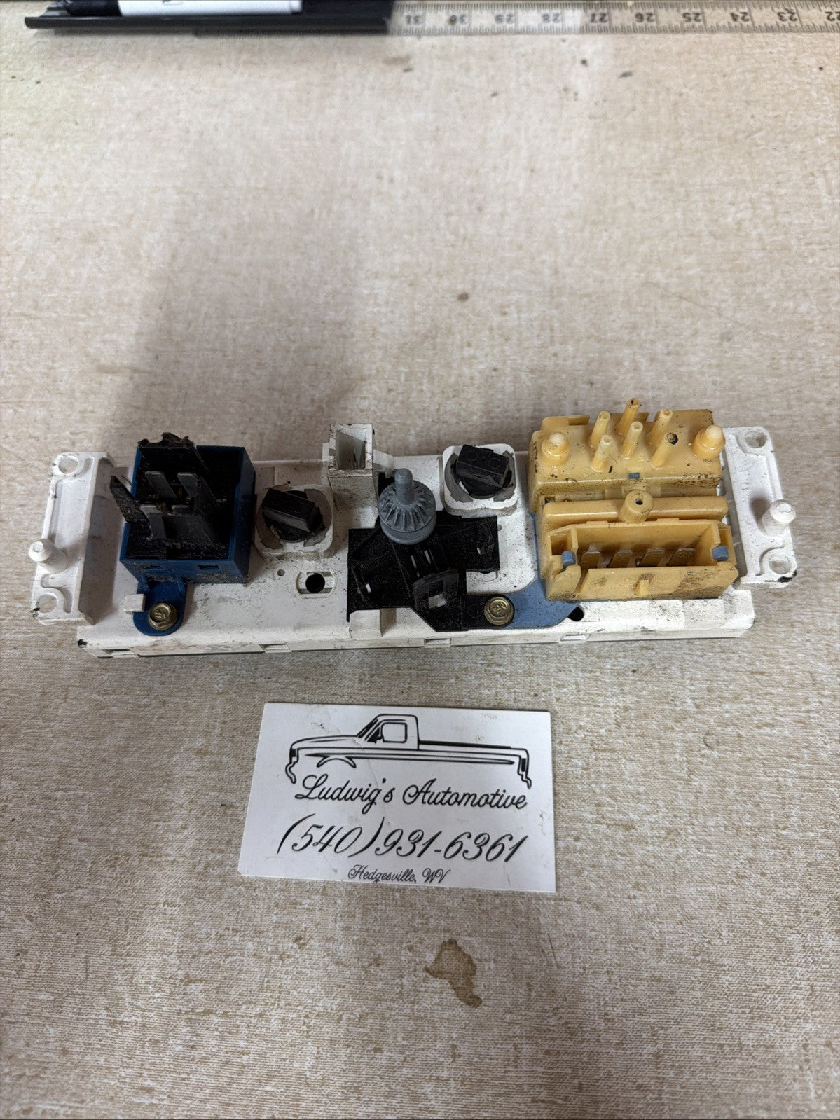 92-96 Ford F150 F250 F350 Bronco, 97 F250 F350 Heat Climate Control with A/C