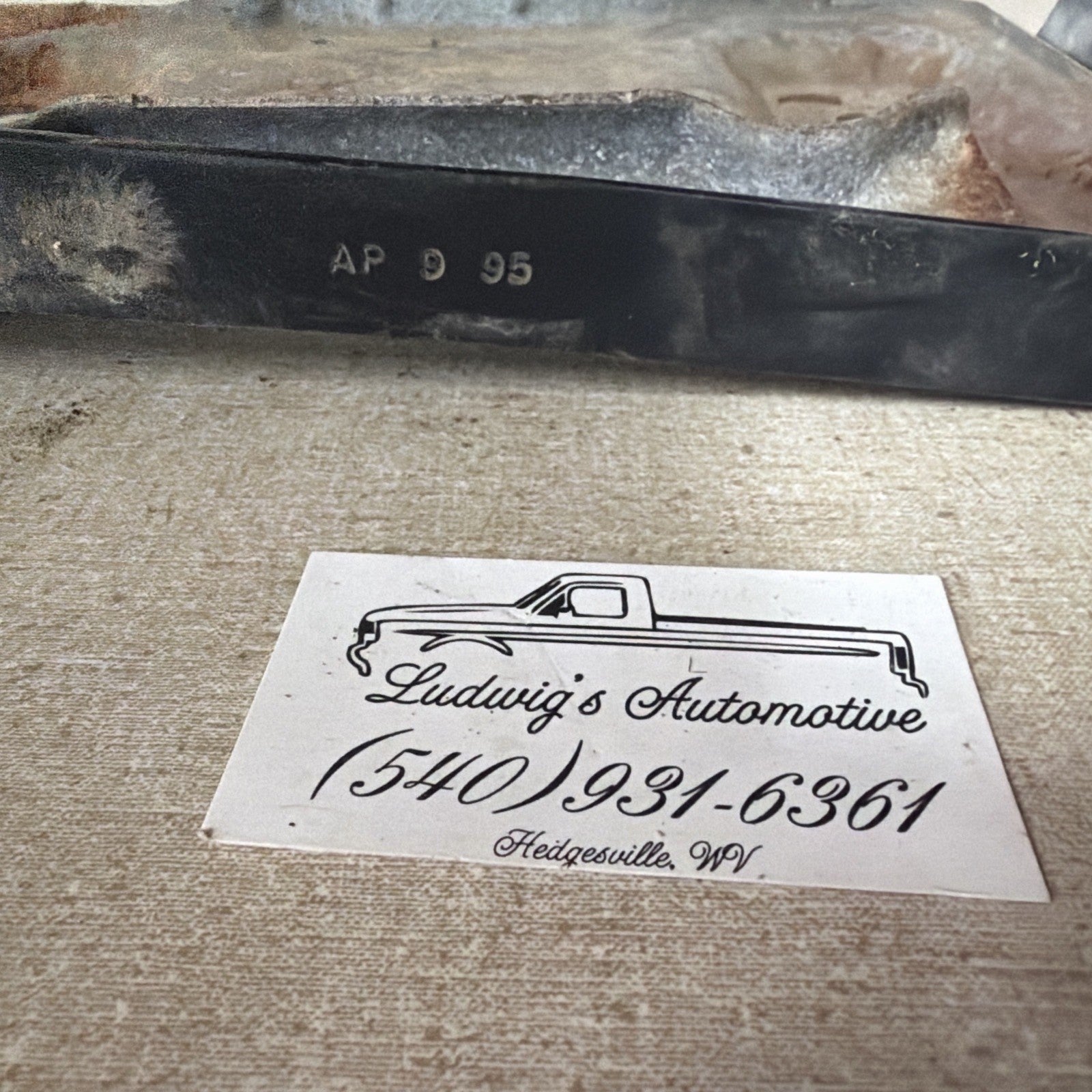 1987 - 1996 87-96 FORD BRONCO F150 F250 1997 97 F350 RIGHT BATTERY TRAY NICE OEM