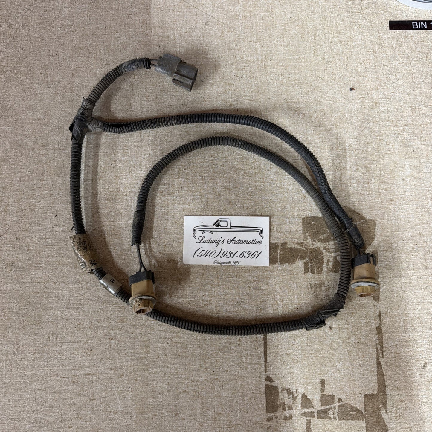 92-96 Ford F150 F250 F350 Pickup Only - Rear LICENSE PLATE Light WIRING HARNESS